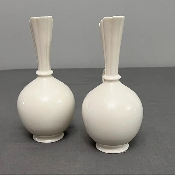 VTG Set Of 2 1940s Lenox Ivory Bulbous Porcelain Bulb Vases 4x7.75” - Picture 6 of 9